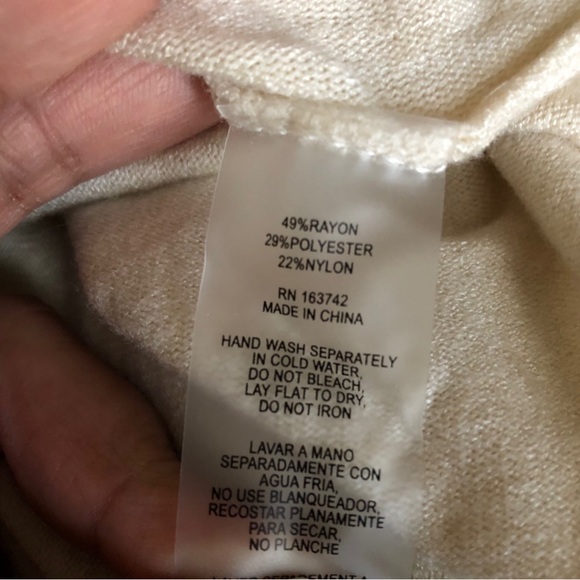 Aaeda Hearts Sweater | Sz 2X | Cream - Picture 3 of 4